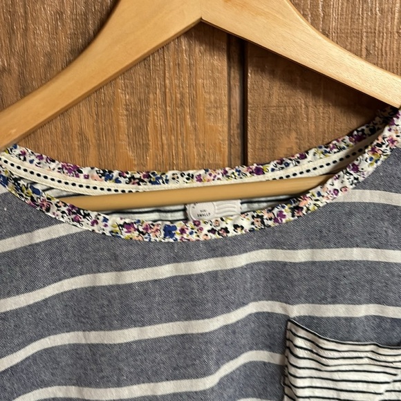 Anthropologie Postmark multimedia 3/4 button embellished sleeves hi lo size S - Picture 3 of 9